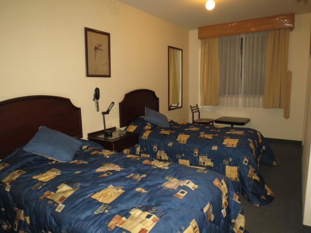 Hotel Plaza Mayor Lima Phòng bức ảnh