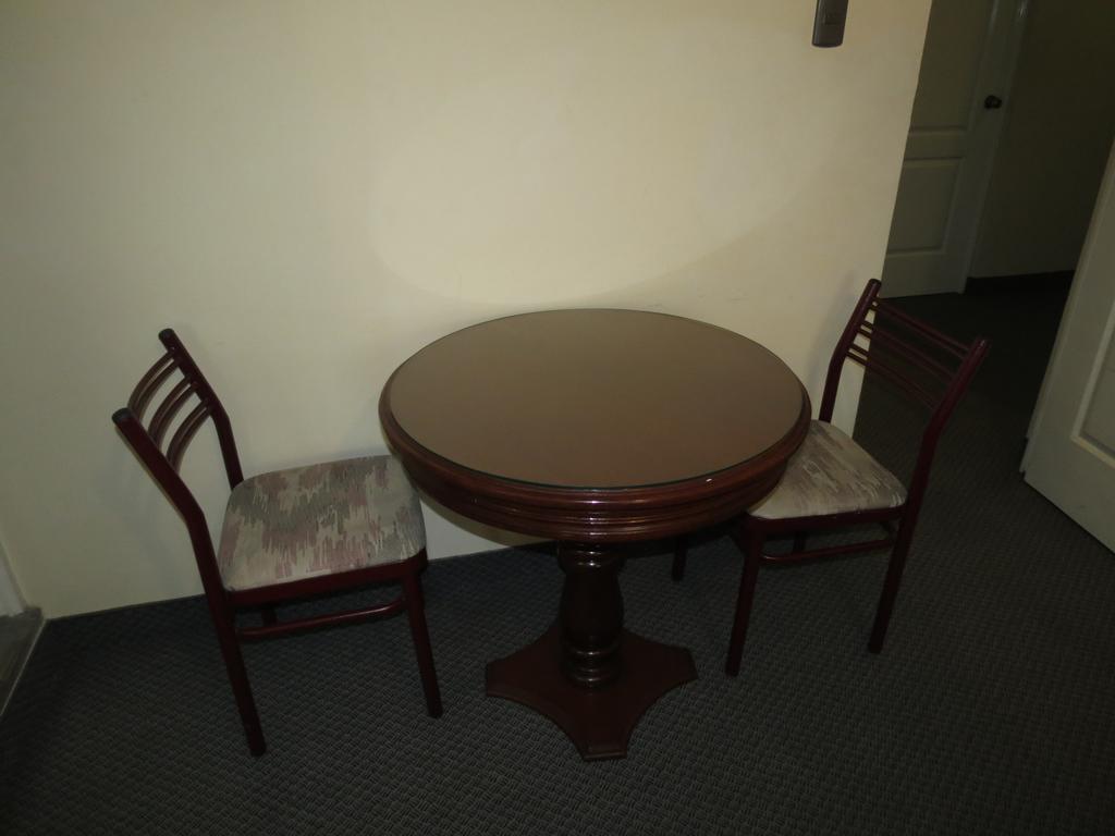 Hotel Plaza Mayor Lima Phòng bức ảnh